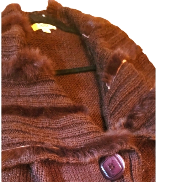 🔖Final Sale! Hendi Brown Asymmetrical Long Duster Sweater Vest with Fur Trim - Picture 9 of 16